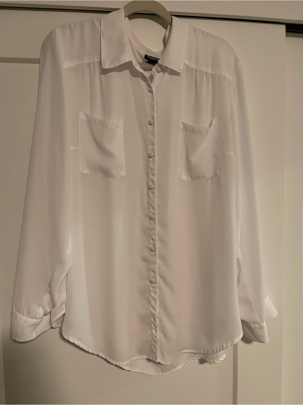 Torrid White Button-Down Pocket Blouse - size 3x